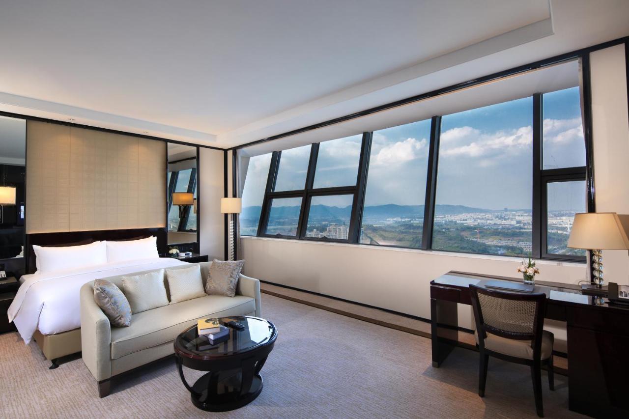 Howard Johnson Plaza Ningbo Exterior photo